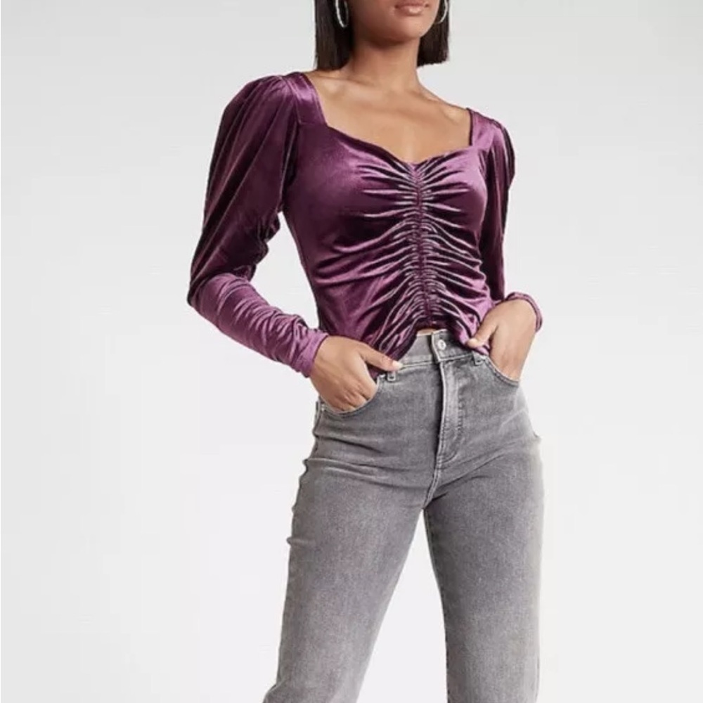 • Express • Sweetheart Neckline Puff Sleeve Velvet Top